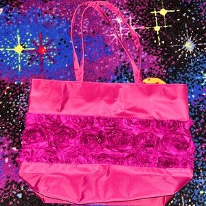 💖NWOT magenta floral tote💖
